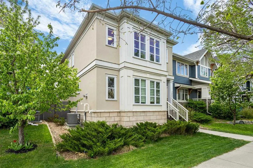 3804 Sarcee Road SW