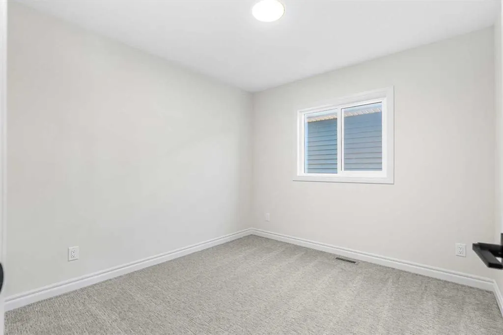 63 Annette Rise NW