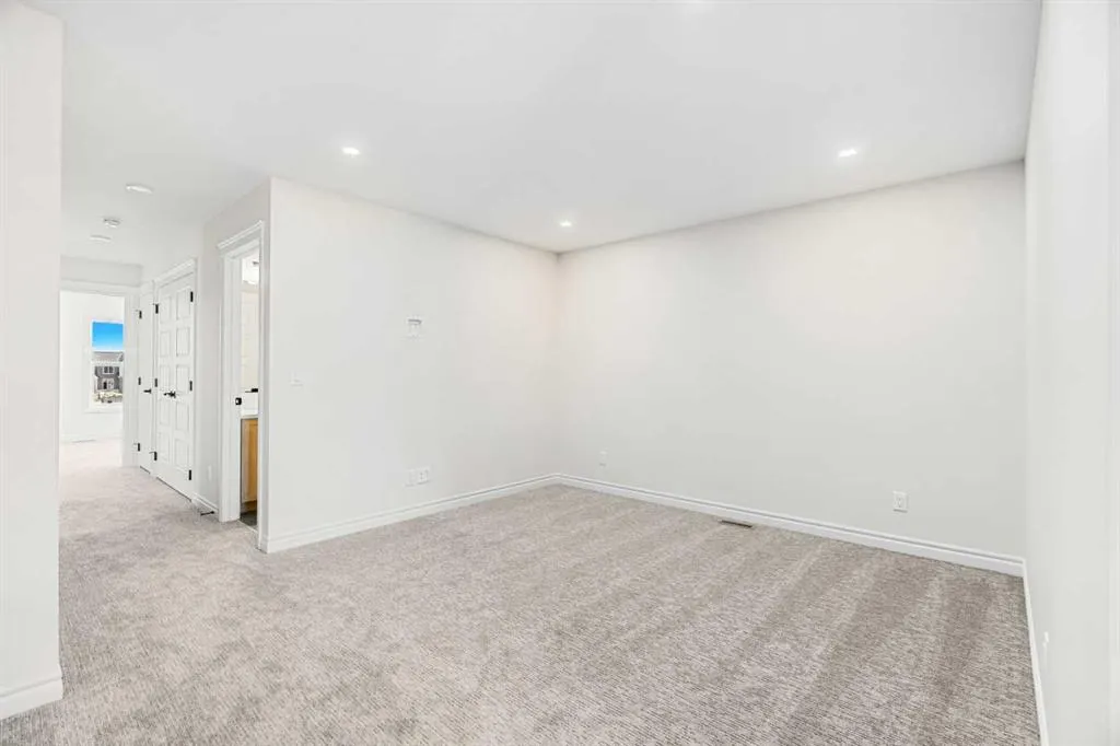 63 Annette Rise NW