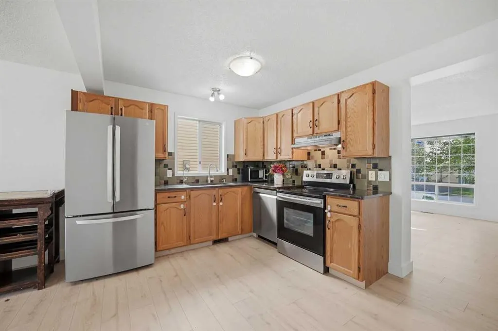 11 Coventry Lane NE