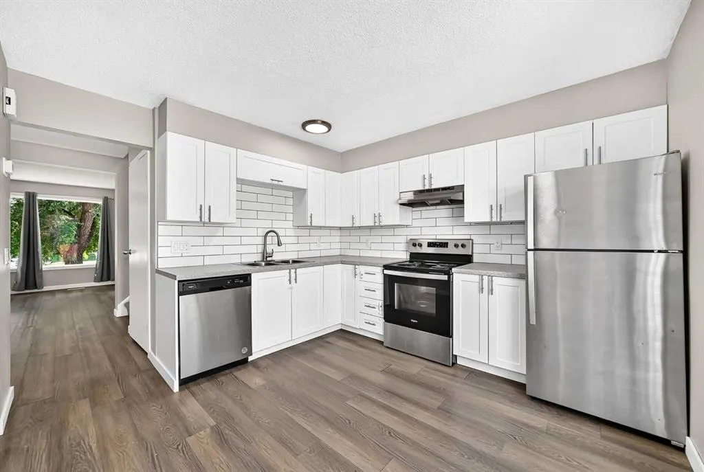 96 Erin Woods Boulevard SE