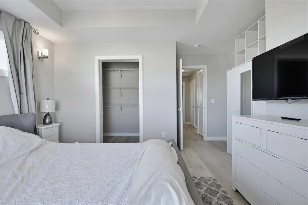 30 Cornerstone Manor NE #135