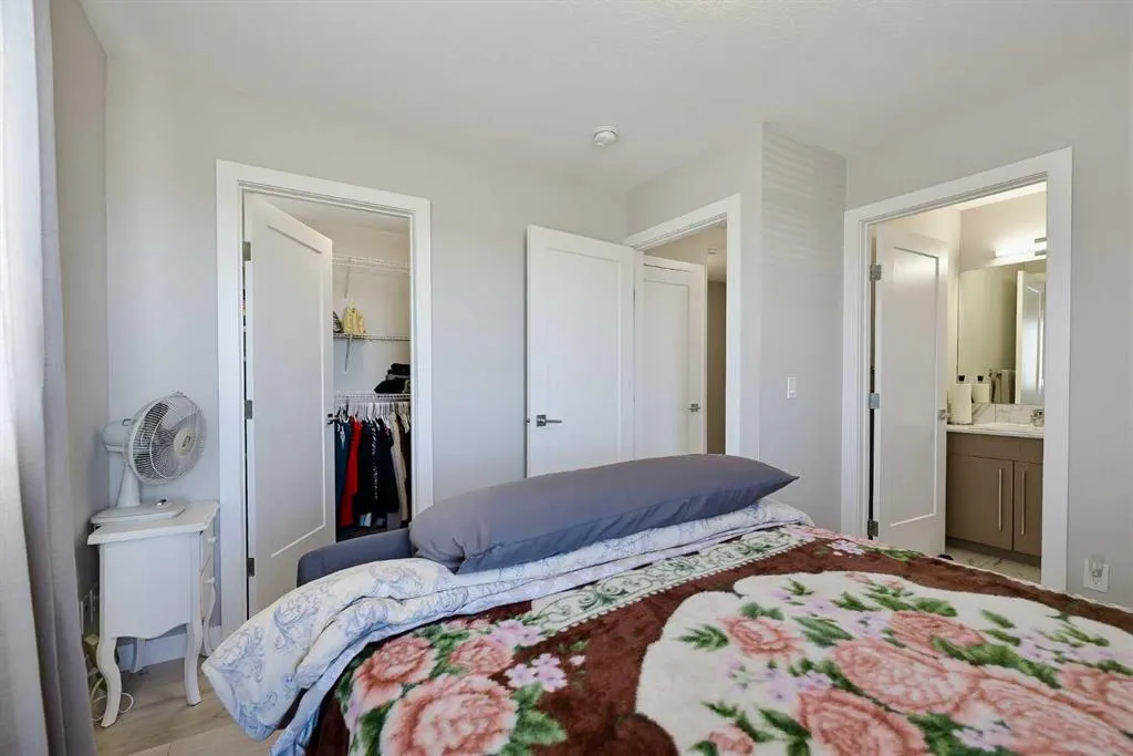 30 Cornerstone Manor NE #135