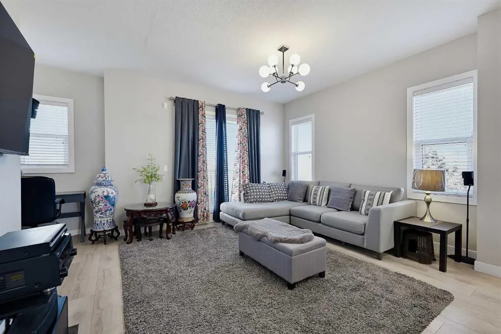 30 Cornerstone Manor NE #135