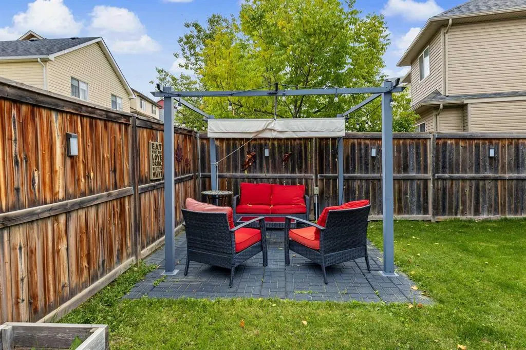 16 Evansbrooke Rise NW
