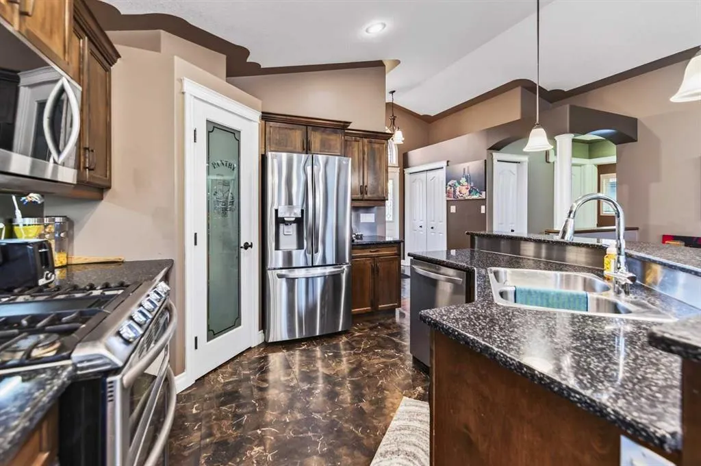 62 Fieldstone Way
