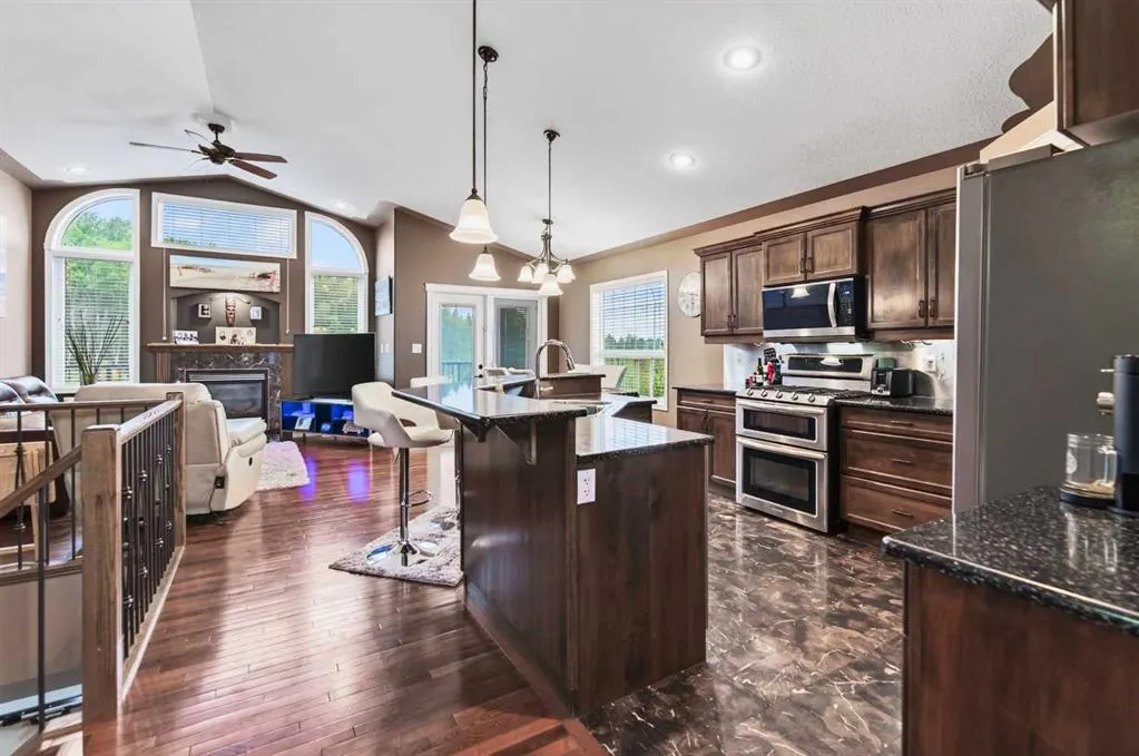 62 Fieldstone Way