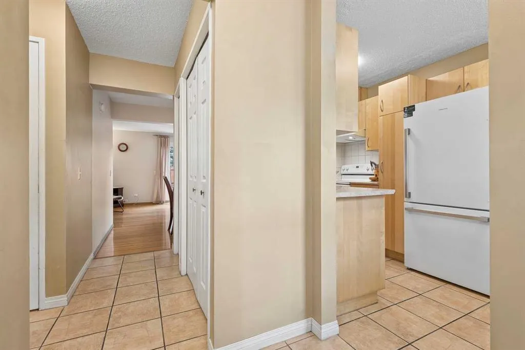 330 Canterbury Drive SW #23
