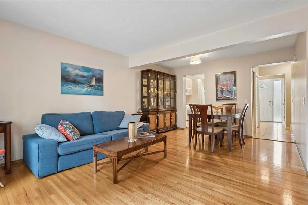 330 Canterbury Drive SW #23
