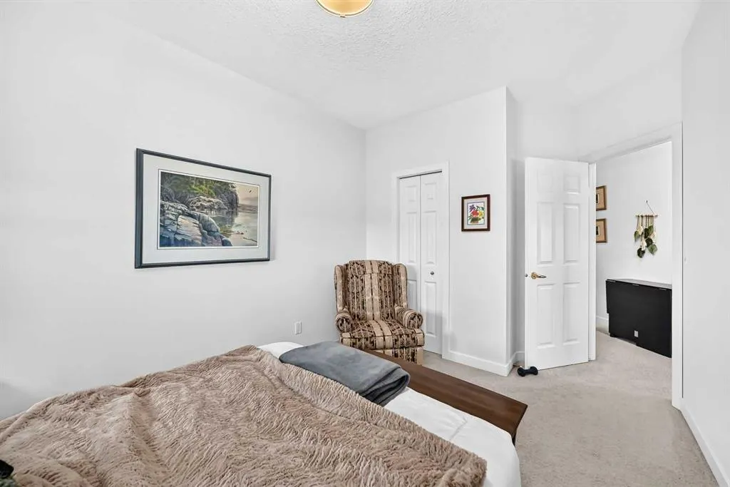 3412 Parkdale Boulevard NW #305