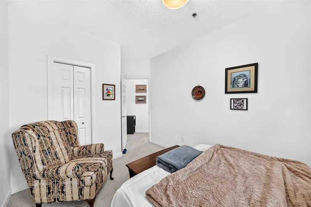 3412 Parkdale Boulevard NW #305