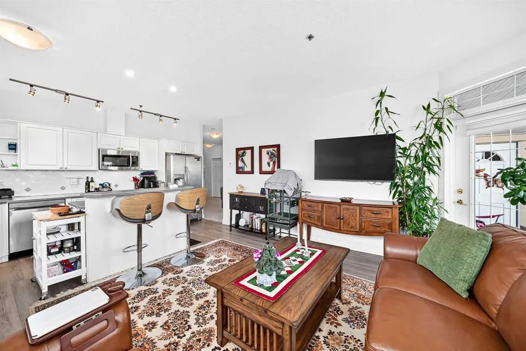 3412 Parkdale Boulevard NW #305