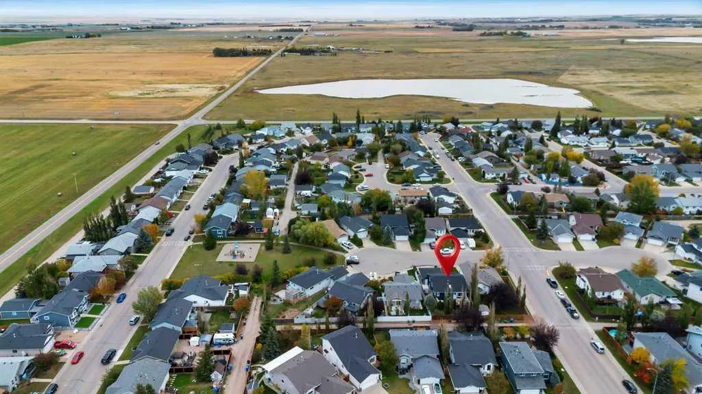 409 Strathford Bay