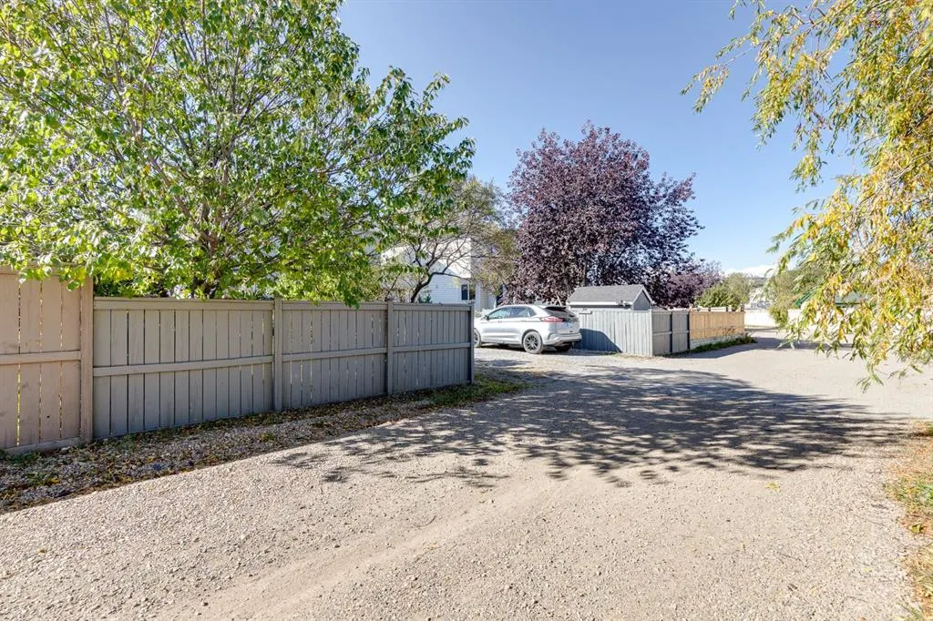 135 Springs Crescent