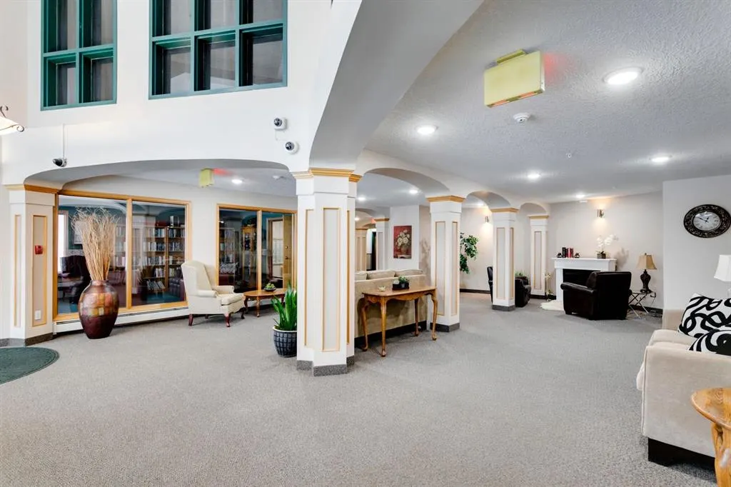7239 Sierra Morena Boulevard SW #107