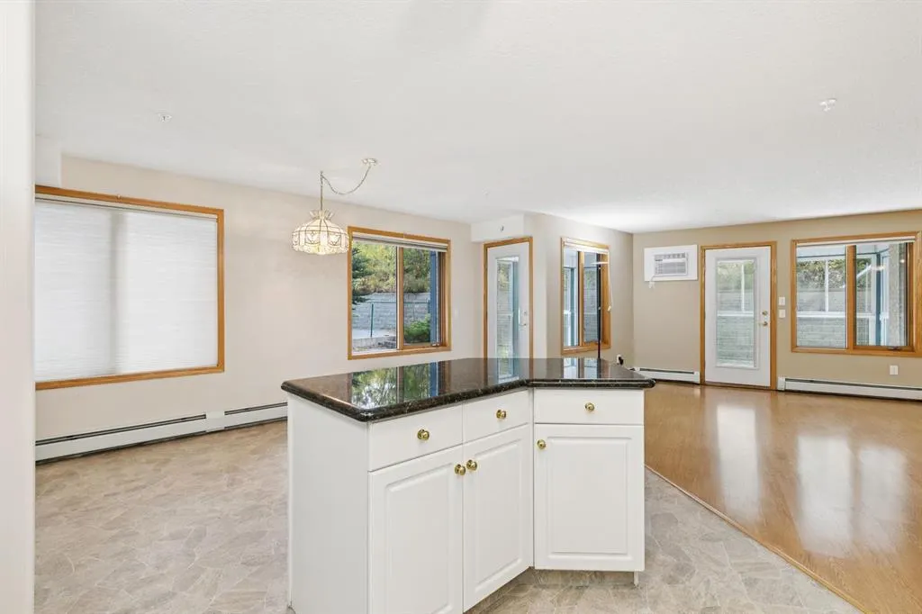 7239 Sierra Morena Boulevard SW #107