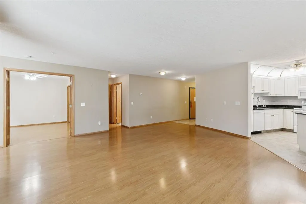 7239 Sierra Morena Boulevard SW #107