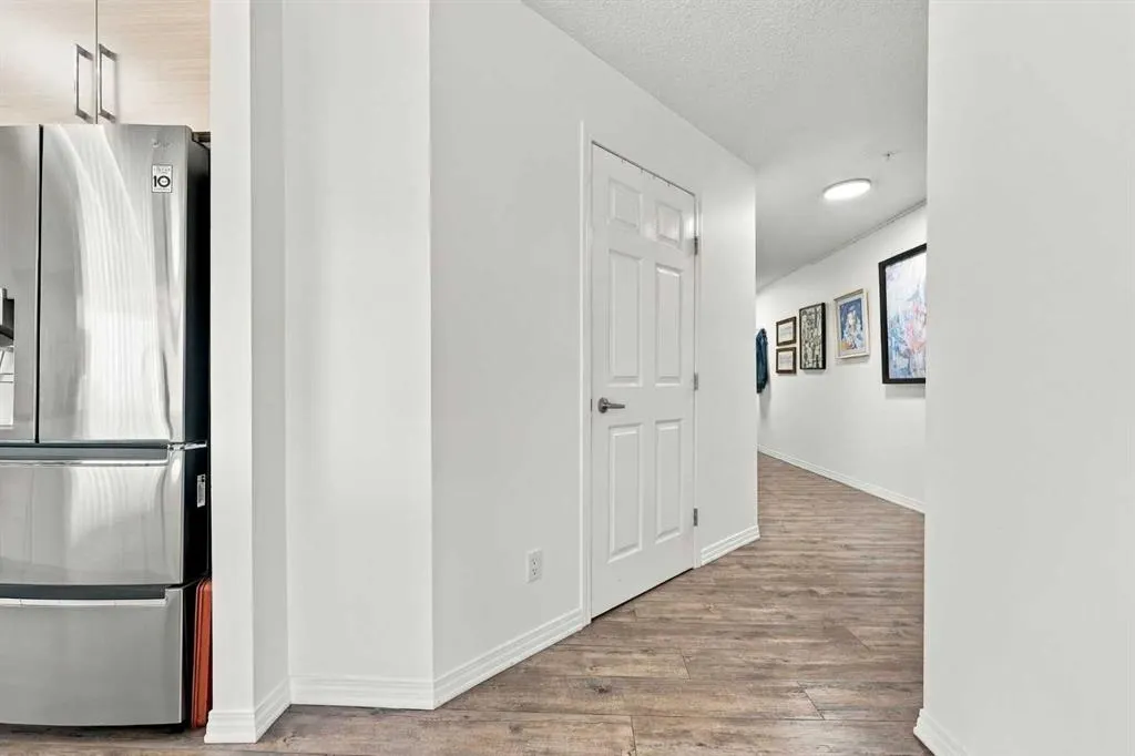 2022 Canyon Meadows Drive SE #220