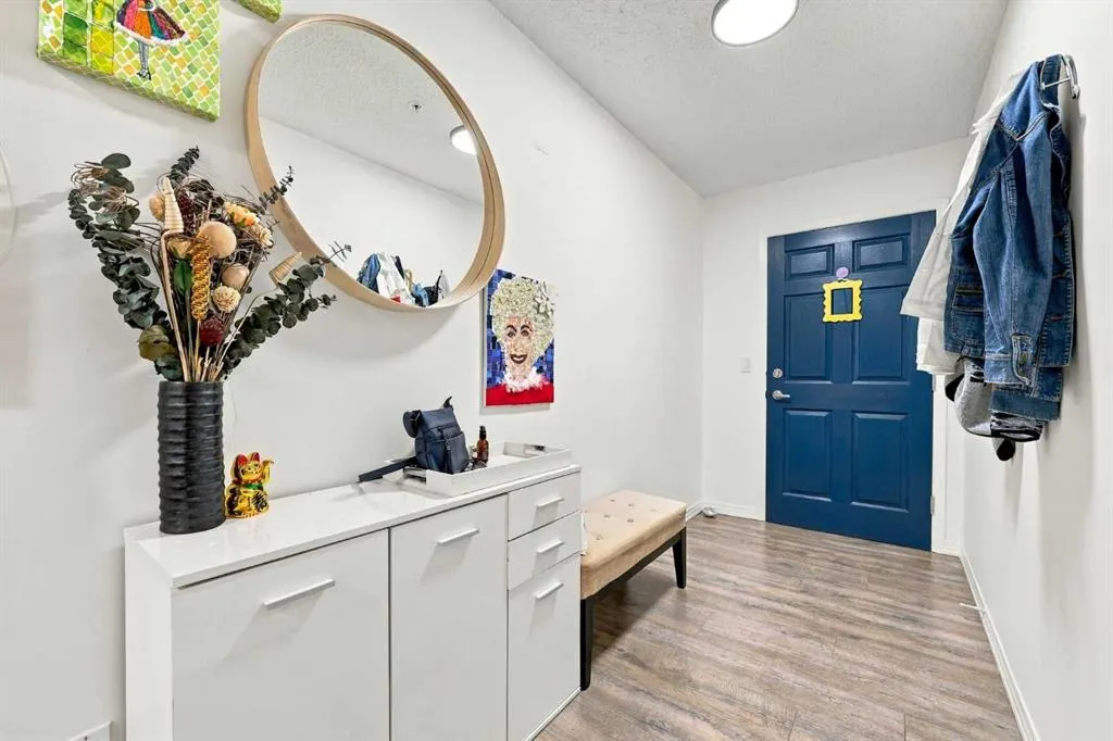 2022 Canyon Meadows Drive SE #220