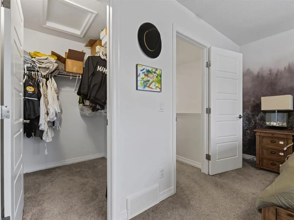 86 Magnolia Square SE