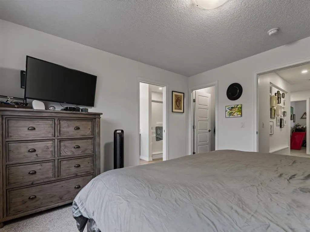 86 Magnolia Square SE