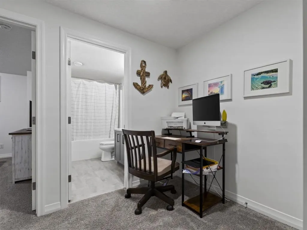 86 Magnolia Square SE