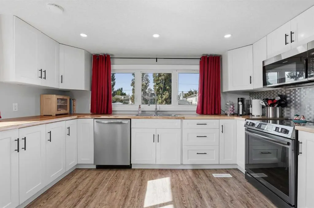 1410 43 Street S #31