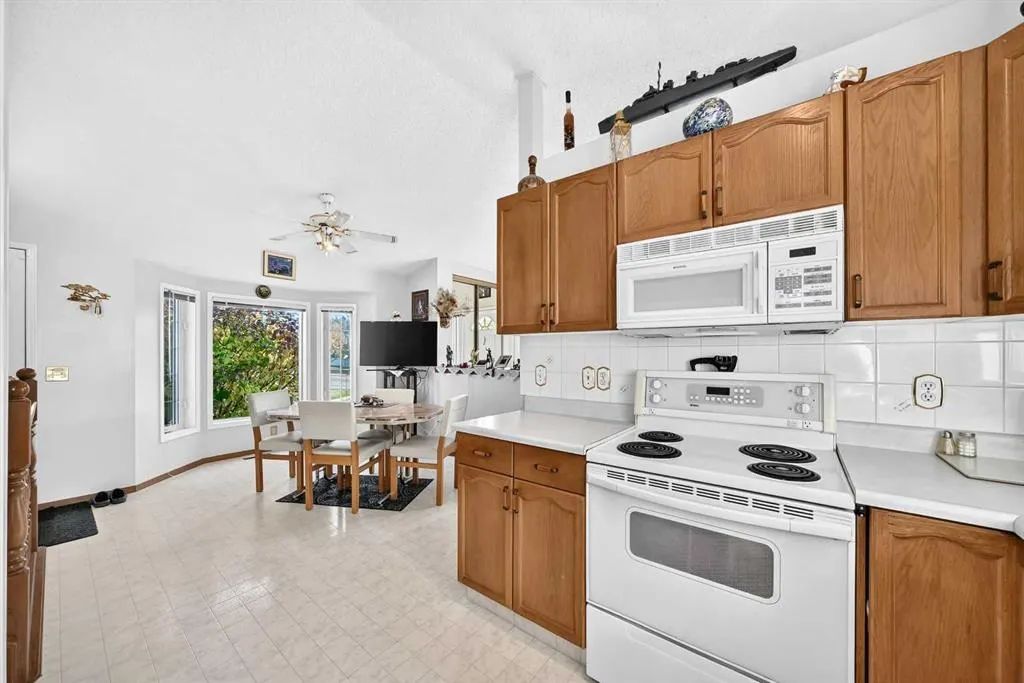 82 Riverglen Drive SE