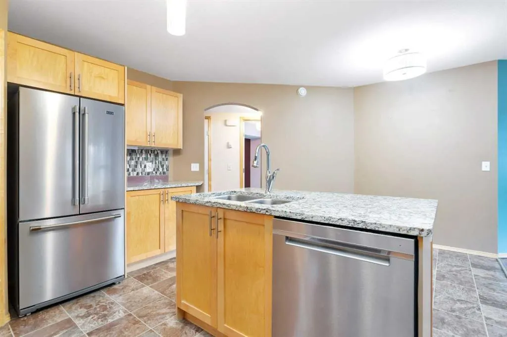 31 Jamieson Avenue #511