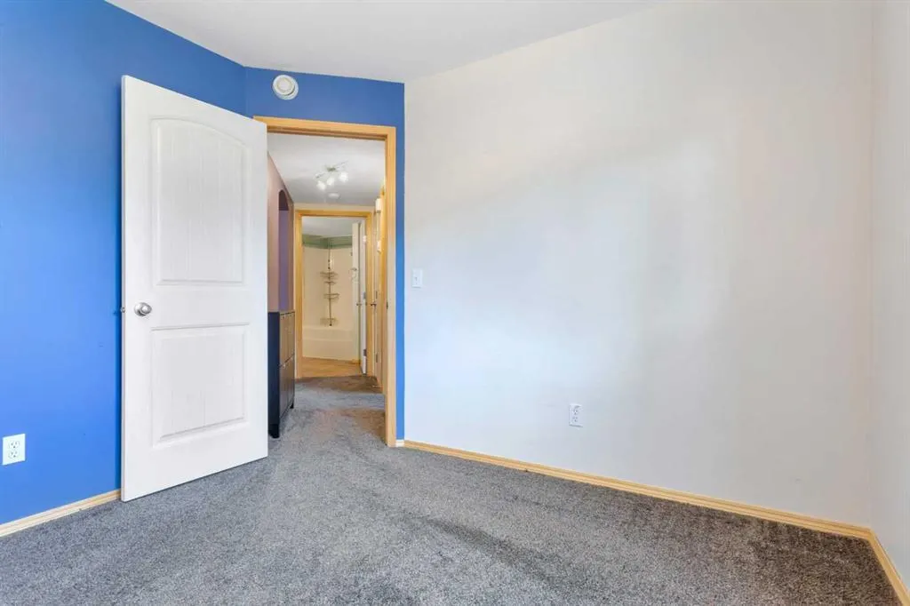 31 Jamieson Avenue #511