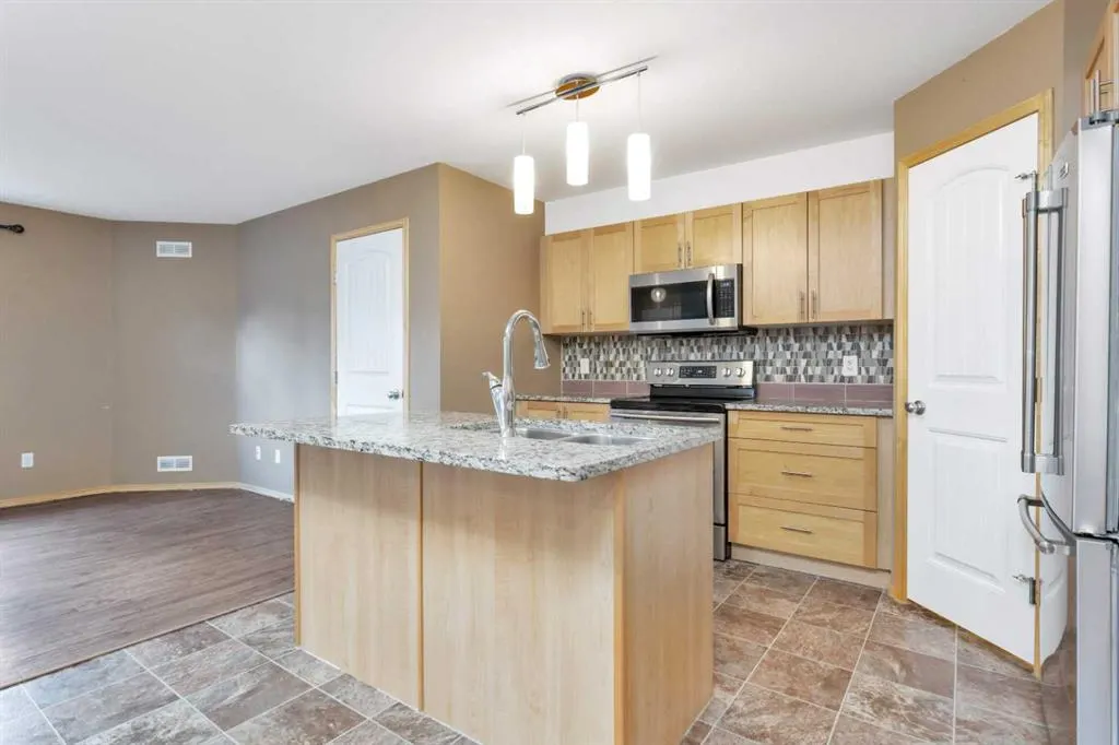 31 Jamieson Avenue #511
