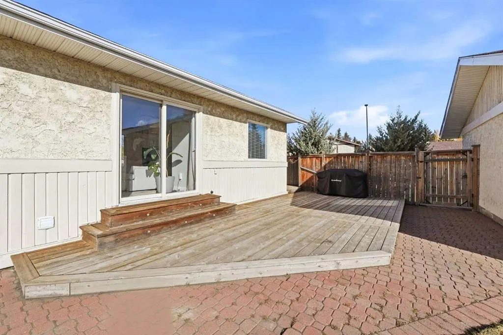 25 Clark Crescent