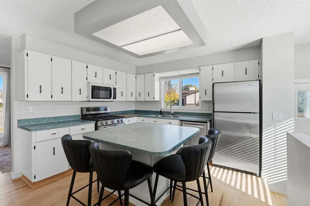 25 Clark Crescent