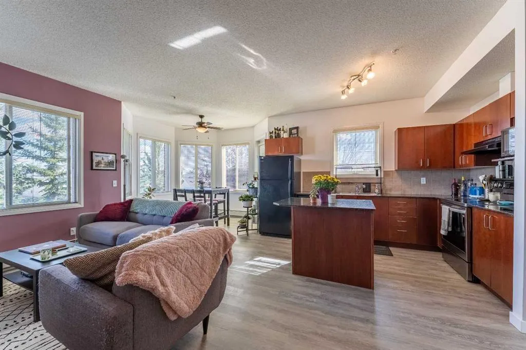 8 Prestwick Pond Terrace SE #227