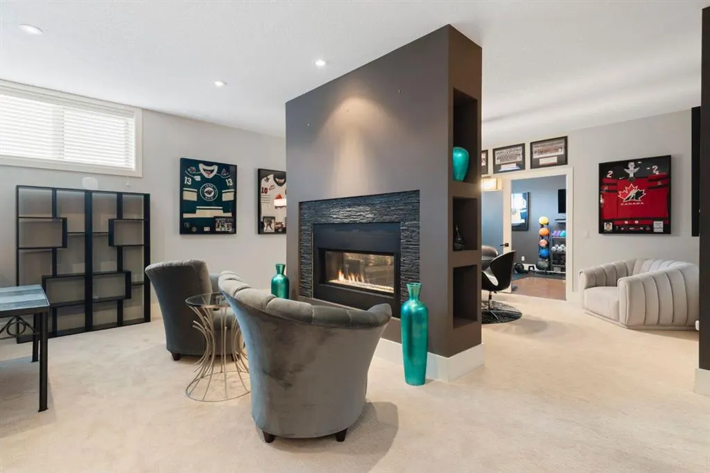 87 Coulee Way SW