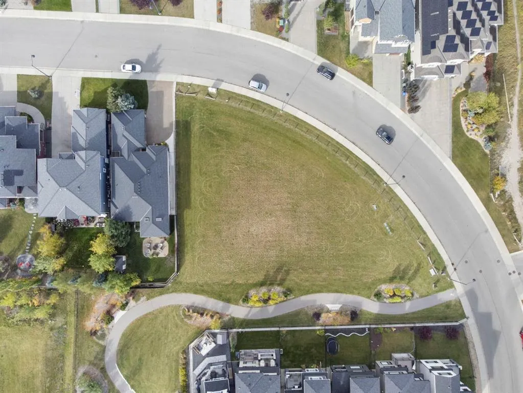 87 Coulee Way SW