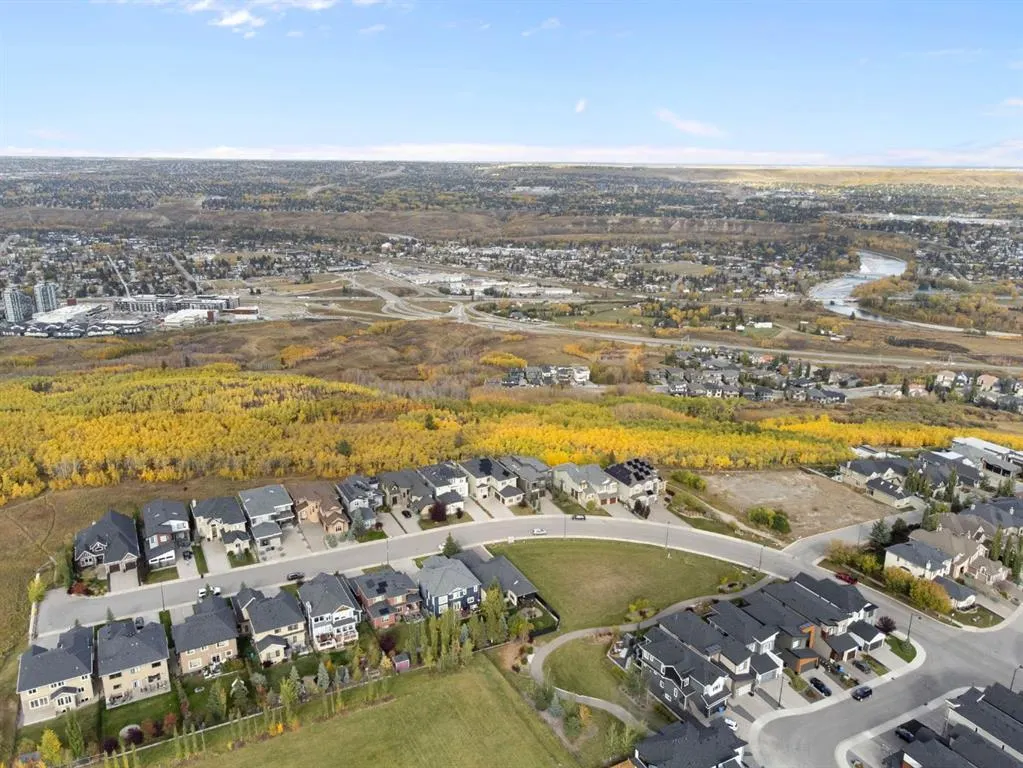 87 Coulee Way SW