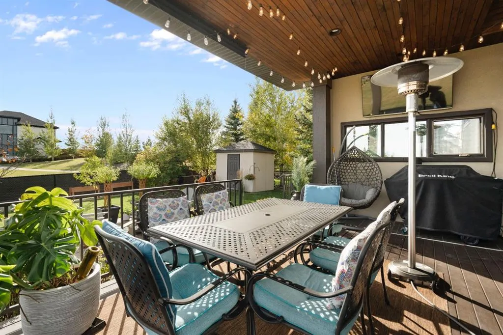 87 Coulee Way SW