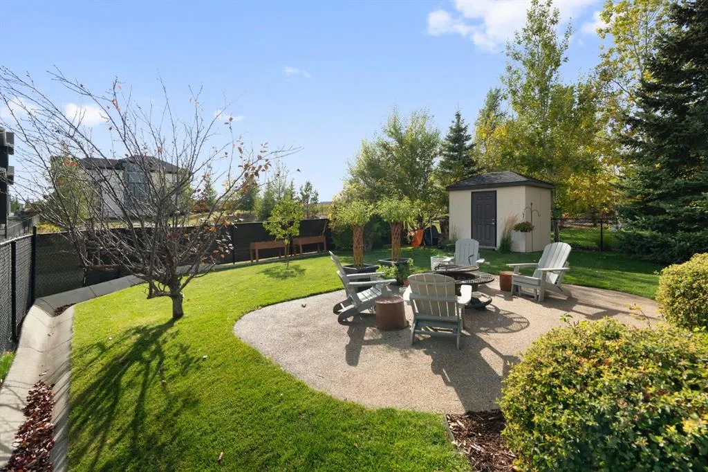 87 Coulee Way SW