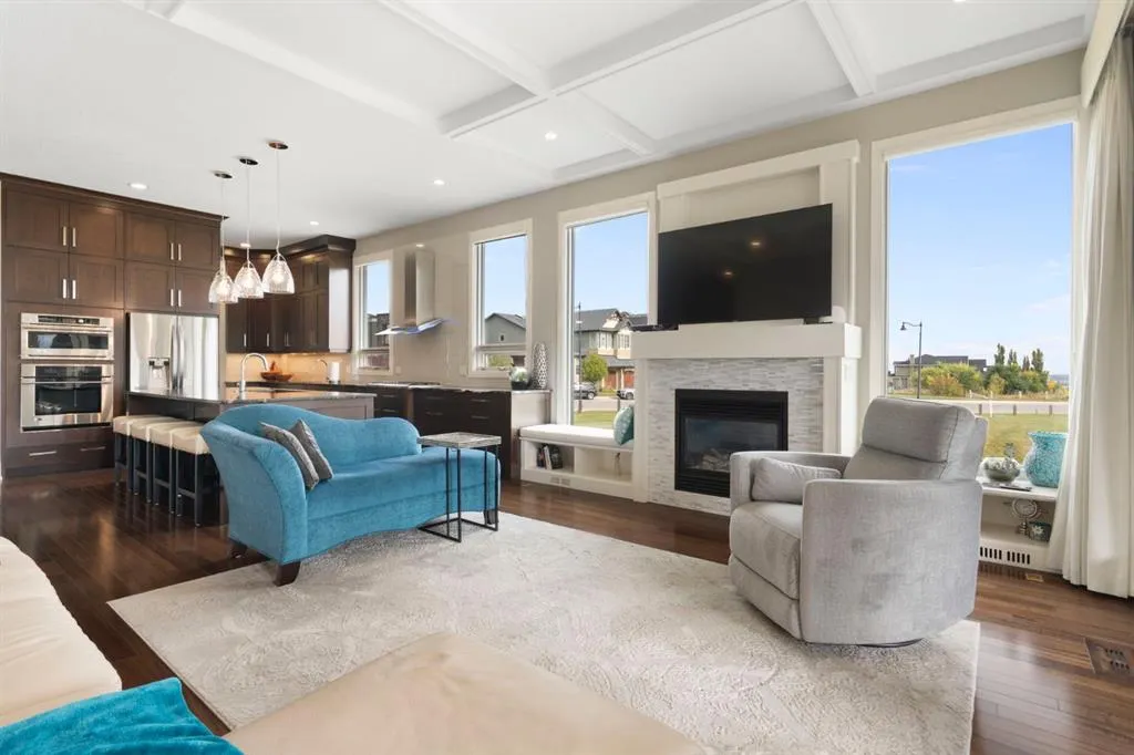 87 Coulee Way SW