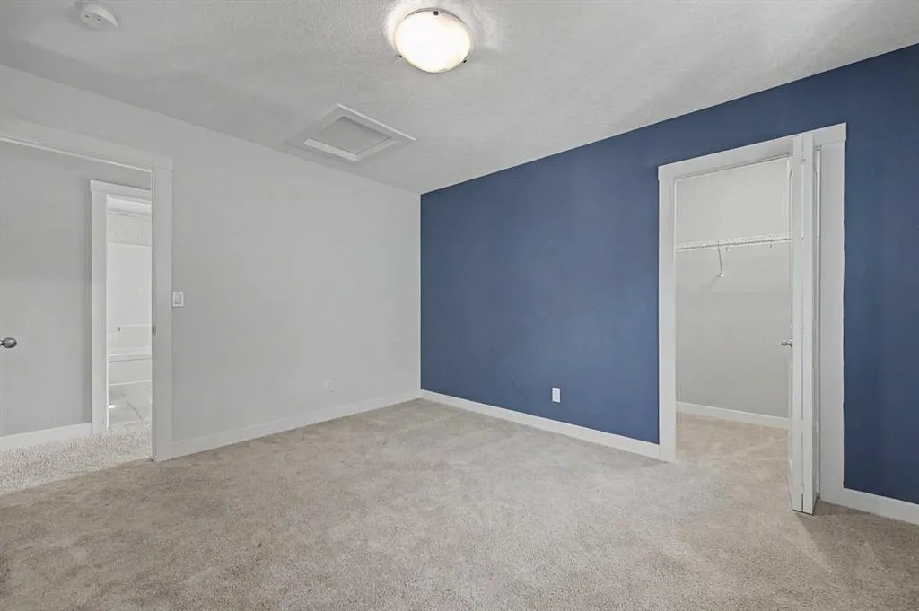 604 Midtown Place SW
