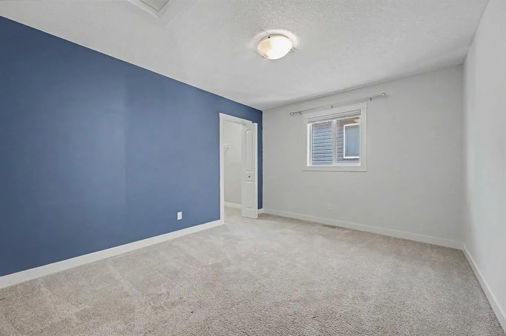 604 Midtown Place SW