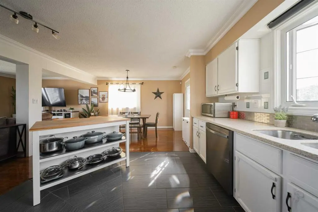 133 Whiteoak Garden