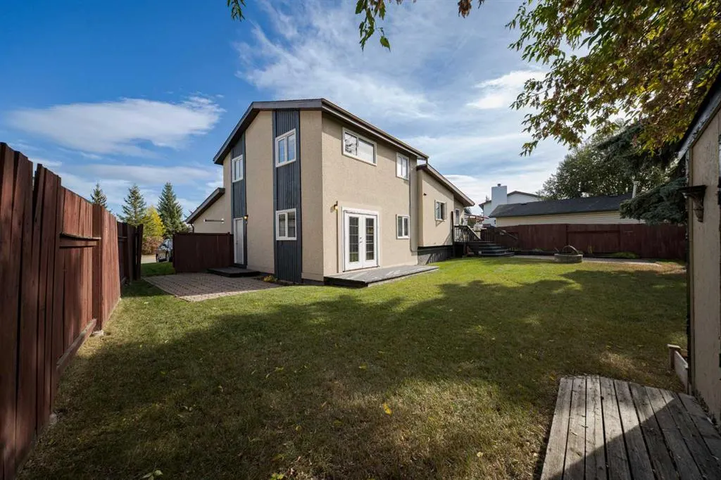133 Whiteoak Garden