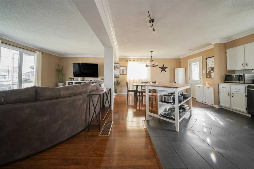 133 Whiteoak Garden