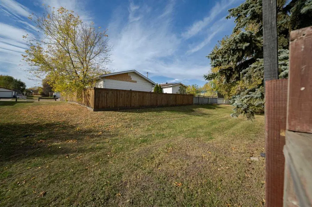 133 Whiteoak Garden