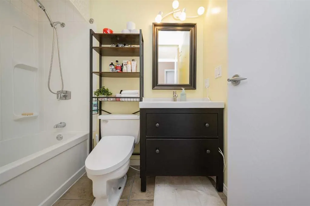 133 Whiteoak Garden