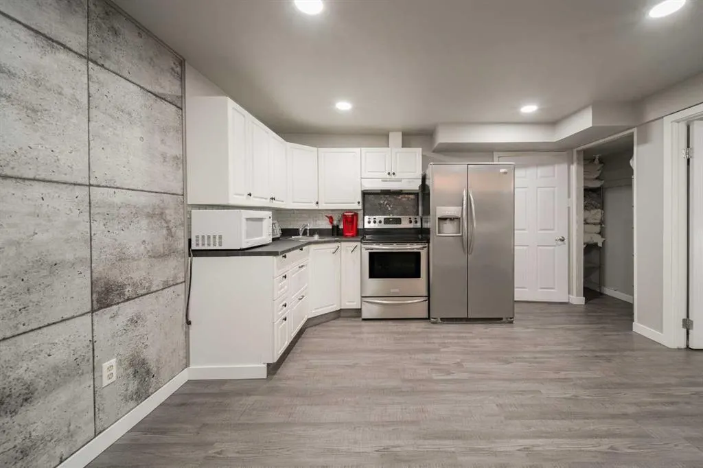 133 Whiteoak Garden
