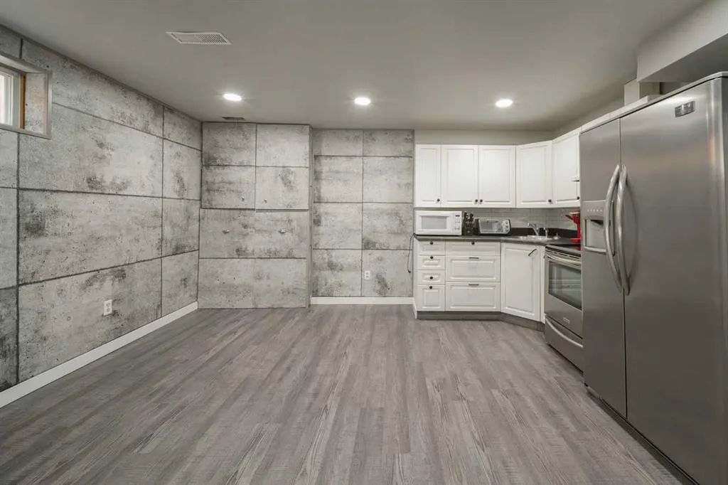 133 Whiteoak Garden