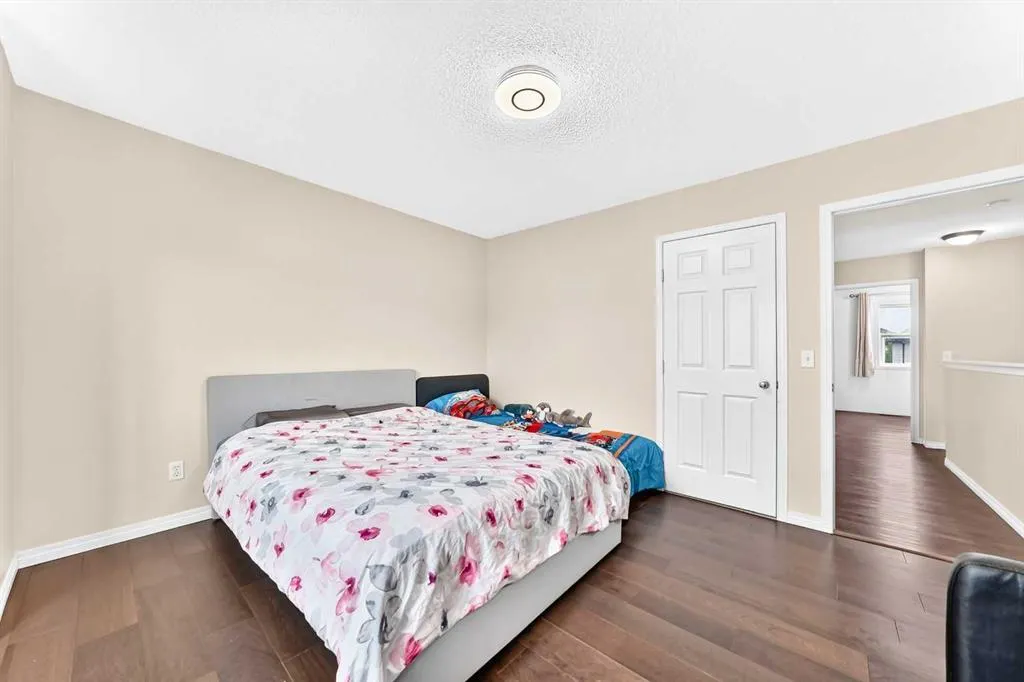 48 Royal Birch Villas NW